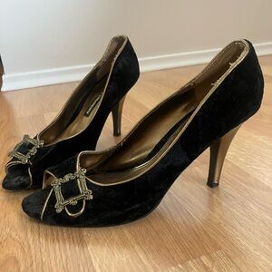 Chinese Laundry Velvet Buckle Heels